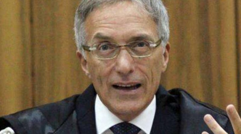 Foggia:Preparazione per il voto amministrativo, Vaccaro smentisce un suo coinvolgimento, lo ha molto seccato ,” notizia falsa -resto a fare il magistrato”