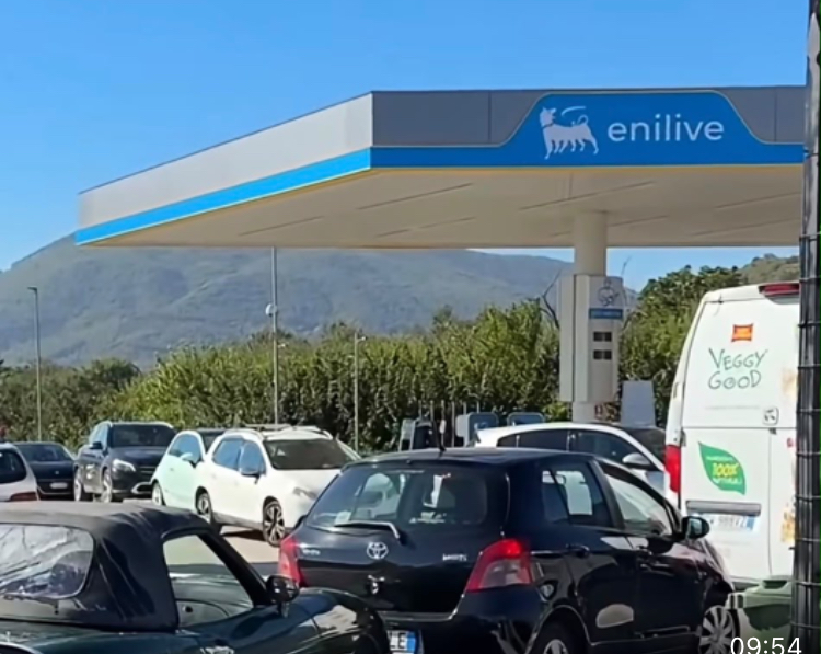 Foggia:Caro carburanti, autotrasportatori e agricoltori allo stremo il grido d’allarme di chi non ce la fa più 1 1456D5C8 3761 4815 A08D 63427C7F3D81