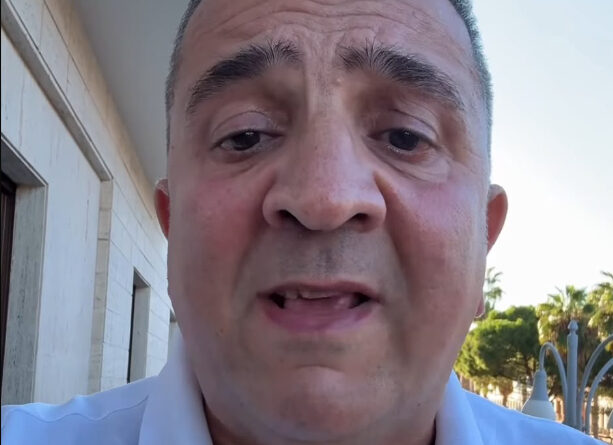 Bari:Sette anni e mezzo per scoprire che il reato non esisteva Nicola Pepe assolto, «Mi riprendo la mia dignità» Bari:Sette anni e mezzo per scoprire che il reato non esisteva Nicola Pepe assolto, «Mi riprendo la mia dignità»